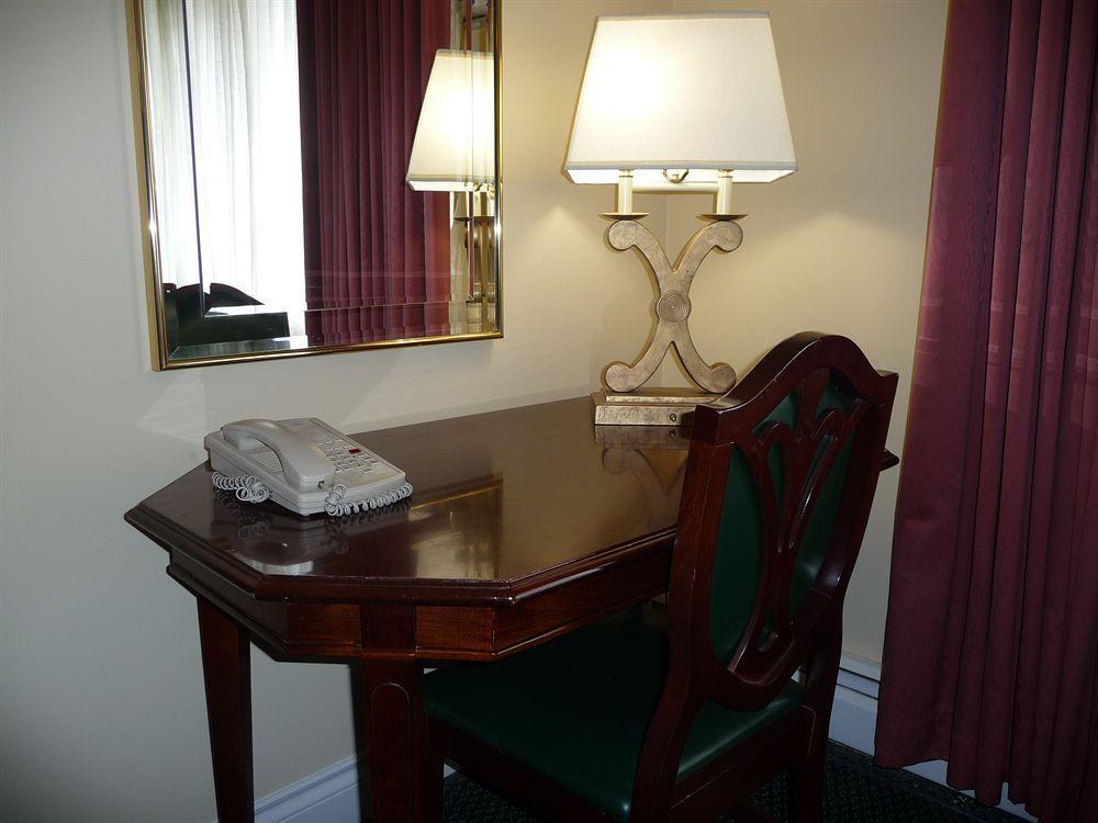 Arbutus Inn Victoria Chambre photo